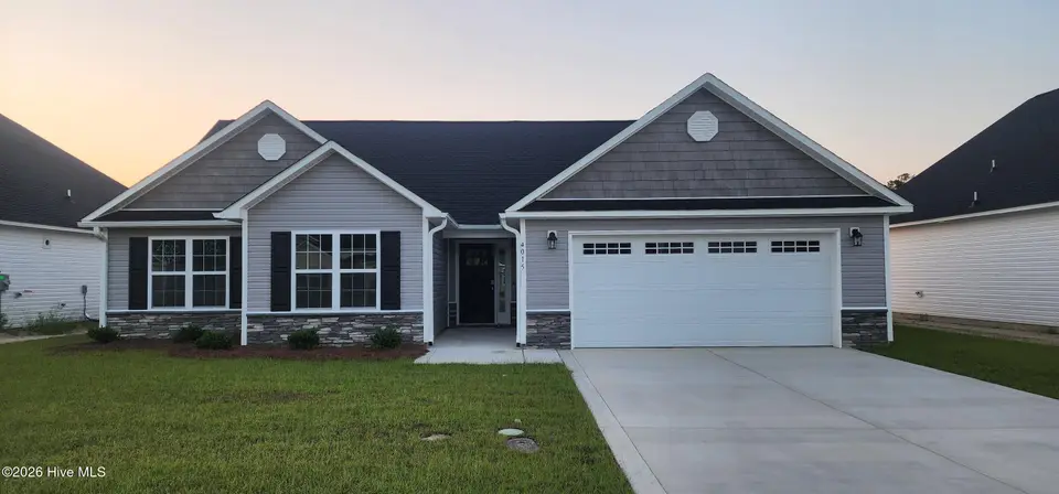 4015 Bluewater Boulevard, New Bern, NC 28562 – photo 1 of 9: 20260905_065401