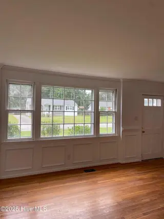 412 Seminole Trail, Jacksonville, NC 28540 – photo 9: IMG_6796