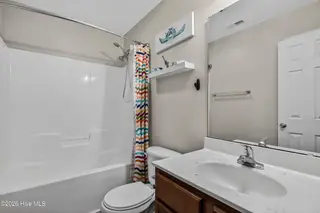 143 Ashbury Park Lane, Richlands, NC 28574 – photo 23: Hall Bath