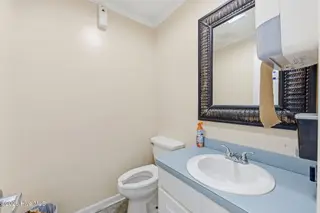 2108 Old Cherry Point Road, New Bern, NC 28560 – photo 22: 58-web-or-mls-DSC_5568