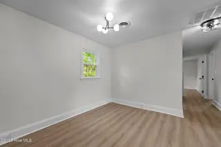2818 Jefferson Drive, Greenville, NC 27858 – photo 23: 35-web-or-mls-LHV_3847