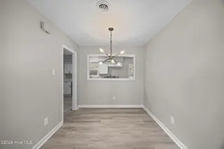 102 Tanglewood Drive, Jacksonville, NC 28540 – photo 8: 10-web-or-mls-102 Tanglewood Dr. 12