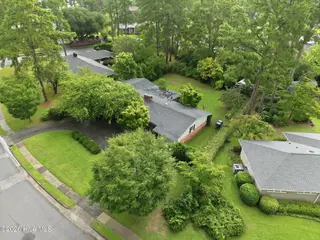 1203 Greenbriar Road, Kinston, NC 28501 – photo 5: 5-web-or-mls-DJI_20260803124805_0026_D