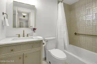 317 Driftwood Circle B, Southern Pines, NC 28387 – photo 17: 17-web-or-mls-_D2L1627_4544