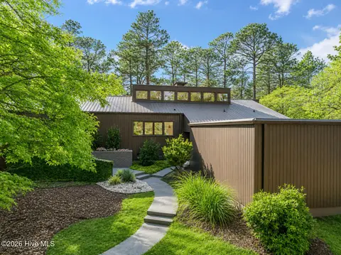 75 Lake Dornoch Drive, Pinehurst