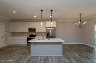 525 N Sycamore Street, Aberdeen, NC 28315 – photo 11: kitchen-dining1