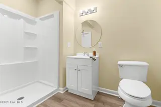 406 Carole Drive, Jacksonville, NC 28540 — 3-bedroom home in Pine Forest Acres, Jacksonville, NC, photo 18 of 42: carole-14