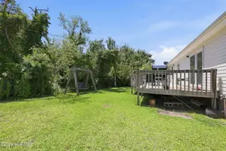 202 Willis Drive, Harkers Island, NC 28531 – photo 13: 15-web-or-mls-202 Willis Dr 015