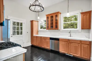 314 N 5th Avenue, Wilmington, NC 28401 — 4-bedroom home in Historic District, Wilmington, NC, photo 20 of 55: 314N5thAve