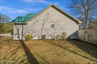 842 Mill Creek Road, Newport, NC 28570 – photo 4: 16-DSC02064