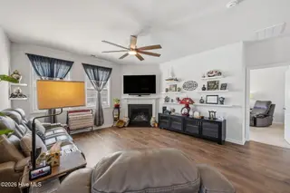 2001 Alizarin Lane, New Bern, NC 28562 – photo 16: Greatroom View 2