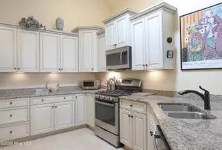 109 W Chelsea Court, Southern Pines, NC 28387 – photo 17: IMG_5009