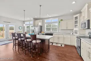 127 Eastview Drive, Emerald Isle, NC 28594 – photo 11: eastview-16