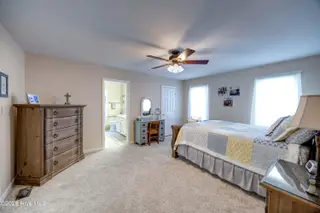 320 S Wedgewood Drive, Washington, NC 27889 – photo 15: 015 Primary Bedroom