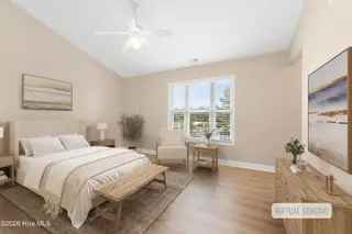424 Commerce Avenue D, Morehead City, NC 28557 – photo 14: Primary bedroom