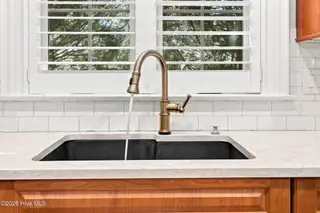 3117 Amhurst Lane, Winterville, NC 28590 – photo 22: Large Sink