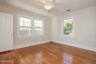 402 Warlick Street, Jacksonville, NC 28540 — 3-bedroom home in Murrill Subdivision, Jacksonville, NC, photo 18 of 46: 402 Warlick-41