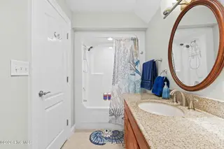 1714 Oakbrook Drive SW, Ocean Isle Beach, NC 28469 – photo 22: 2nd flr guest bathroom
