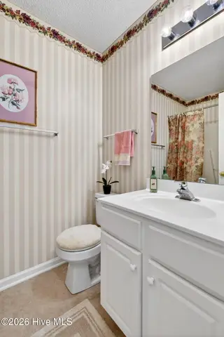 3007 Lauren Place Drive Apt 104, Wilmington, NC 28405 – photo 19: 21-web-or-mls-GNJ_5557