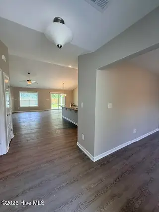 93 Robertson Lane, New Bern, NC 28560 – photo 4: IMG_0812
