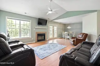 411 Spring Drive, Jacksonville, NC 28540 – photo 18: mls-DSC07564