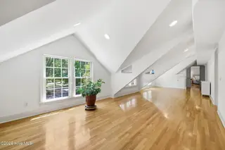 102 Middleton Place, Greenville, NC 27858 – photo 14: 14) 76492-6a92f29f5ba55