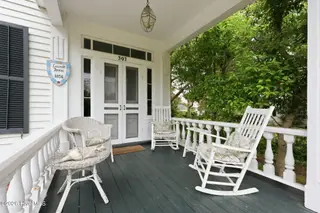 307 Ann Street, Beaufort, NC 28516 – photo 4: 8-web-or-mls-307 ann st 008