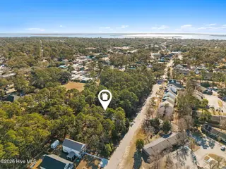 1200 N Caswell Avenue, Southport, NC 28461 – photo 12: 11-web-or-mls-cammediallc.com (5) Proper