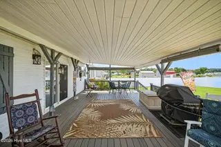 116 Zack Circle, Elizabeth City, NC 27909 – photo 18: covered back porch