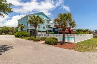 105 Beachwood Drive 1c Blue Water Condominiums, Atlantic Beach, NC 28512 – photo 2: Incredible Atlantic Beach condo