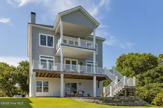 10530 Coast Guard Road, Emerald Isle, NC 28594 – photo 7: 5-web-or-mls-1S3A9005