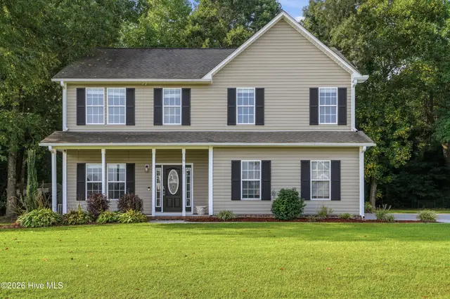 221 Rudolph Lane, Hubert, NC 28539