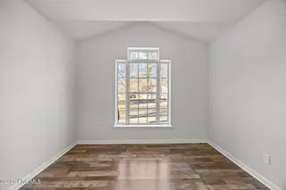 2905 Flintridge Drive, Greenville, NC 27834 – photo 10: 28-web-or-mls-IMG_5150