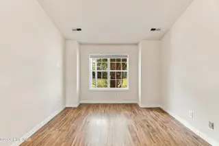 2704 Manor Court, Wilmington, NC 28405 – photo 16: 016_2704_manor_court_wilmington-16_948