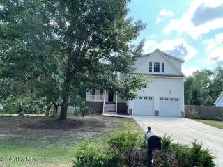 305 Hickory Lane, Hampstead, NC 28443 – photo 2