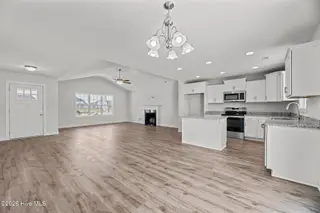 2011 Bluewater Boulevard, New Bern, NC 28562 – photo 2: 28-web-or-mls-DSC_2875