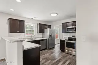 107 Providence Drive, Jacksonville, NC 28546 – photo 12: IMG_1102