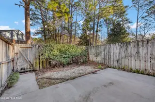 4937 Marlin Court, Wilmington, NC 28403 — 3-bedroom townhome in Stones Throw, Wilmington, NC, photo 22 of 26: 024_img_8918_607