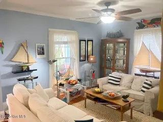 428 E 2nd Street, Washington, NC 27889 – photo 9: living room 3