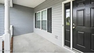 618 Broadmoor Court, Grimesland, NC 27837 – photo 8: 9-web-or-mls-618 Broadmoor Court-10