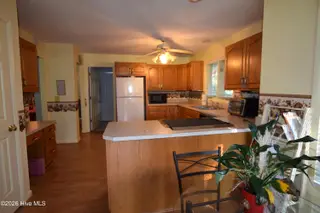 108 Fox Run Court, West End, NC 27376 – photo 15: Kitchen