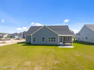 911 Hunter Grace Drive, Winterville, NC 28590 – photo 12: 12-web-or-mls-DJI_0172