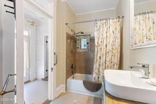 1115 Grace Street, Wilmington, NC 28401 – photo 19: 03masterbath2