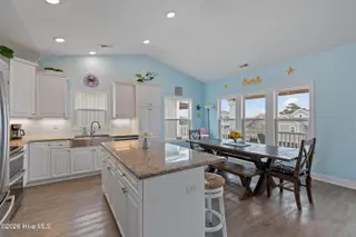 115 Deal Drive, Holden Beach, NC 28462 — 5-bedroom home in Deal, Holden Beach, NC, photo 13 of 70: 115DealDr - 51