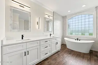 3286 J C Galloway Road, Grimesland, NC 27837 – photo 21: Primary Ensuite