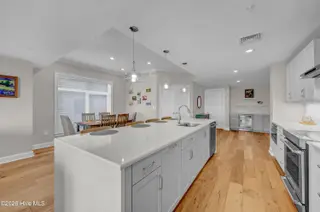240 N Water Street 651, Wilmington, NC 28401 – photo 5: Kitchen
