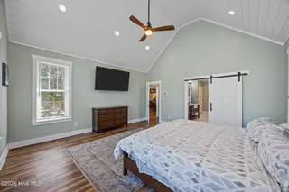620 W Wilson Creek Drive, Trent Woods, NC 28562 – photo 23: Primary Bedroom