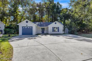 7368 Hazelstone Lane, Leland, NC 28451 — 3-bedroom home in Stoney Creek Plantation, Leland, NC, photo 3 of 33: Front