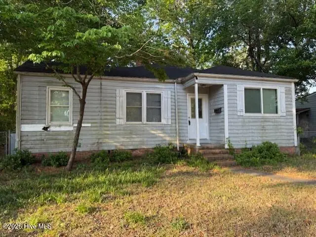 2220 Klein Road, Wilmington, NC 28405 – photo 1 of 7: f67adfdd-4ff2-4be2-872f-cf03a2263e9e