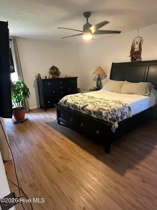 2182 Crusoe Island Road, Whiteville, NC 28472 – photo 15: master bed from door